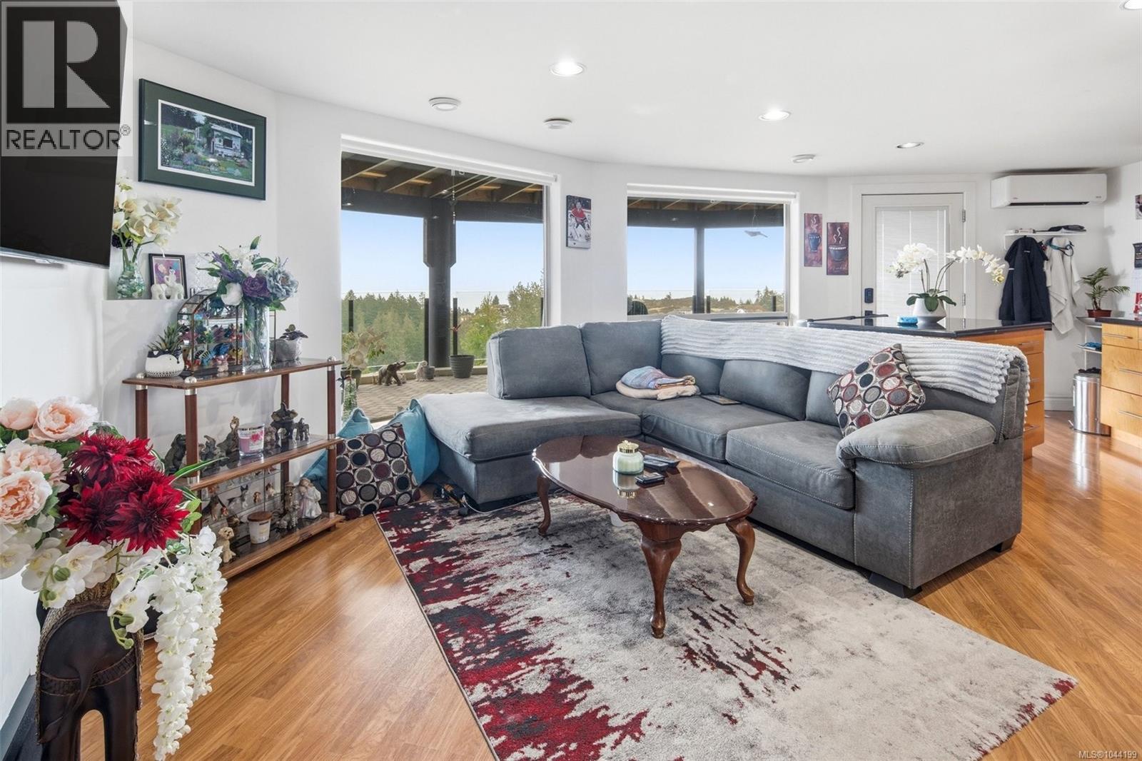 3392 Haida Dr - 82