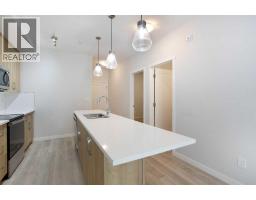 4pc Bathroom - 206, 71 Shawnee Common Sw, Calgary, AB T2Y0R2 Photo 7