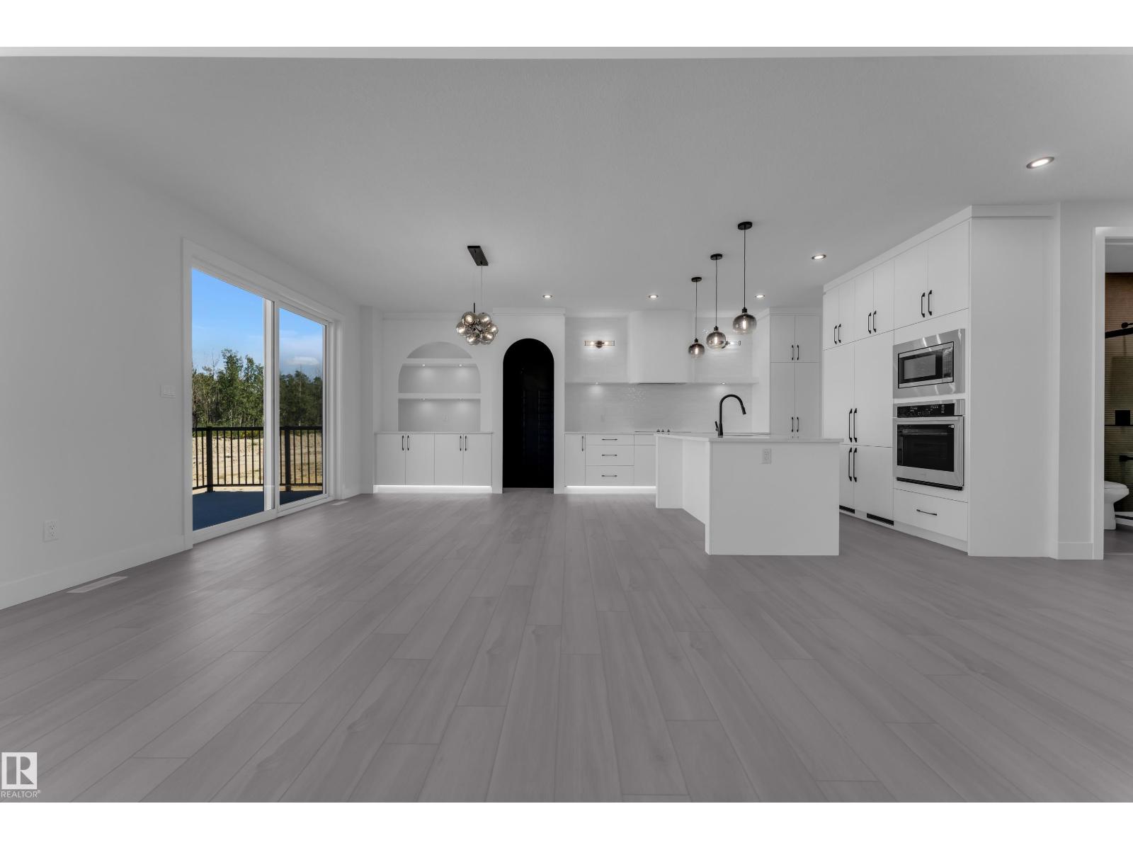 266 Falcon Crescent - Image 19