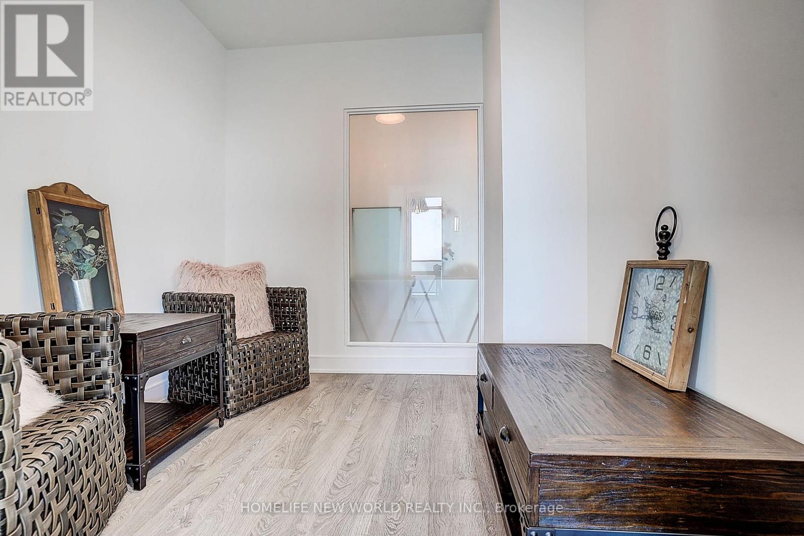 #5204 70 ANNIE CRAIG DRIVE - Image 28