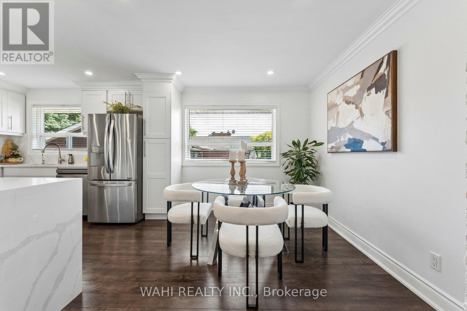 39 NANWOOD DRIVE - 10