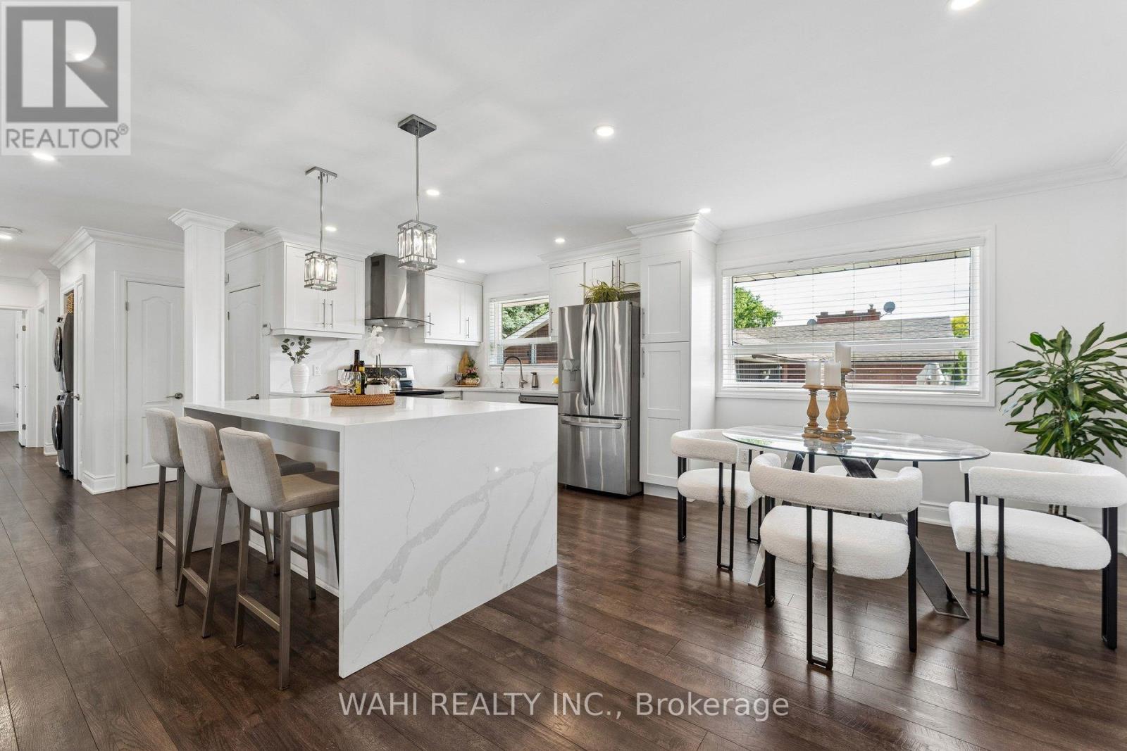 39 NANWOOD DRIVE - 11