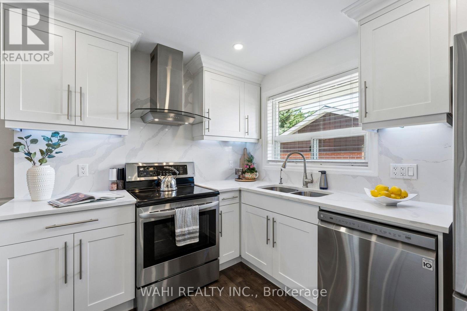 39 NANWOOD DRIVE - 14