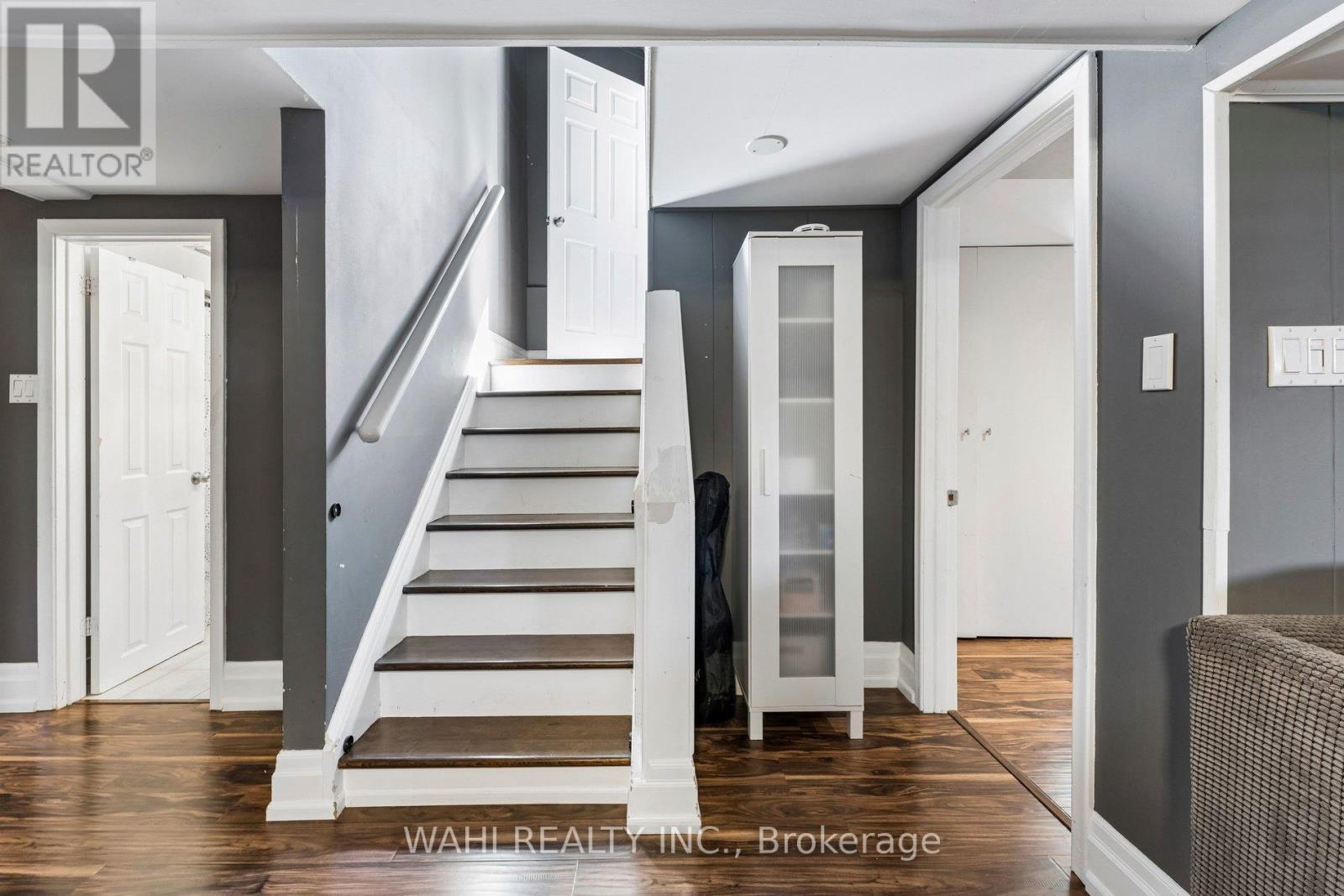 39 NANWOOD DRIVE - 23