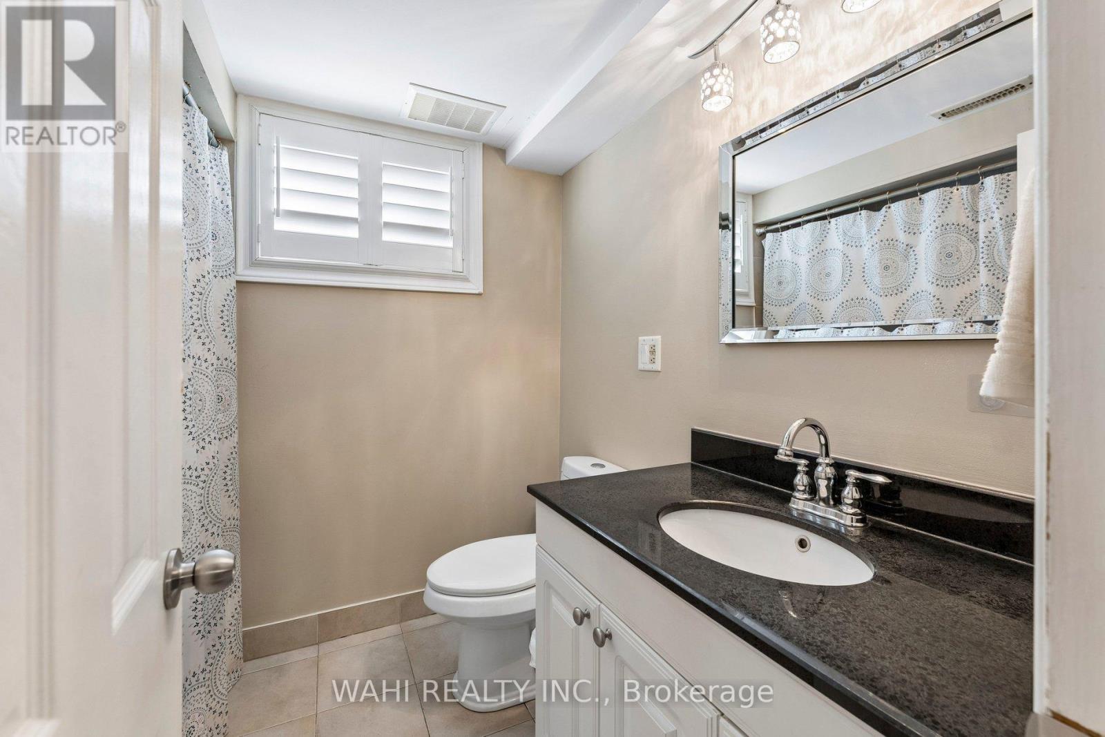 39 NANWOOD DRIVE - 32
