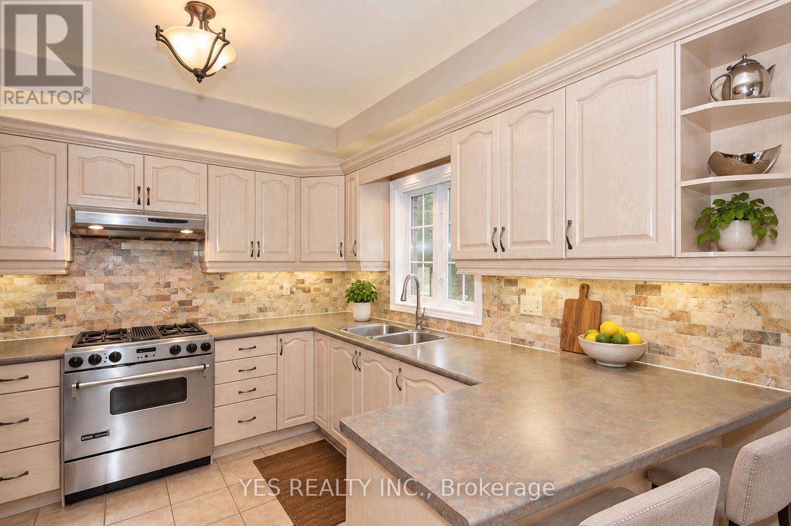 17 SNOWCAP ROAD - 7