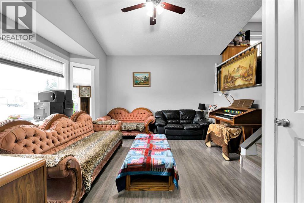 3794 Catalina Boulevard NE - Image 4