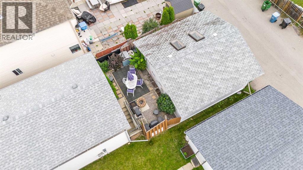 3794 Catalina Boulevard NE - 29