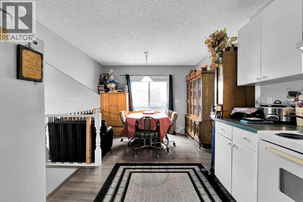 3794 Catalina Boulevard NE - 11