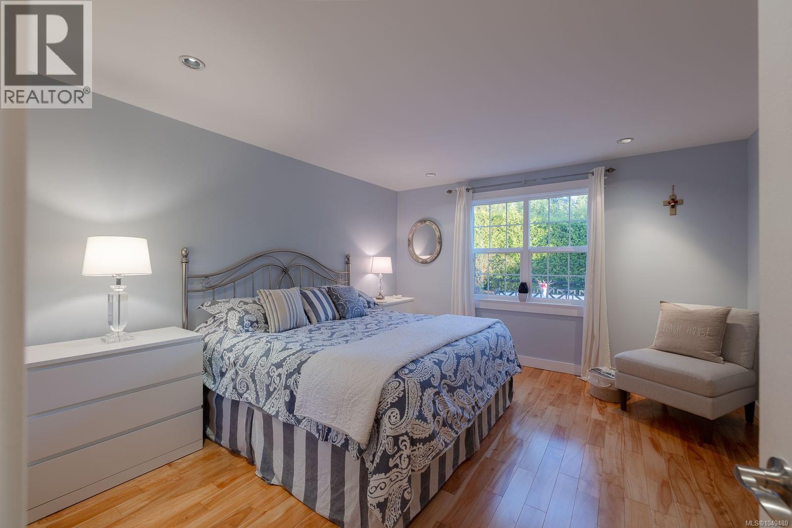 319 Chemainus Rd - 25