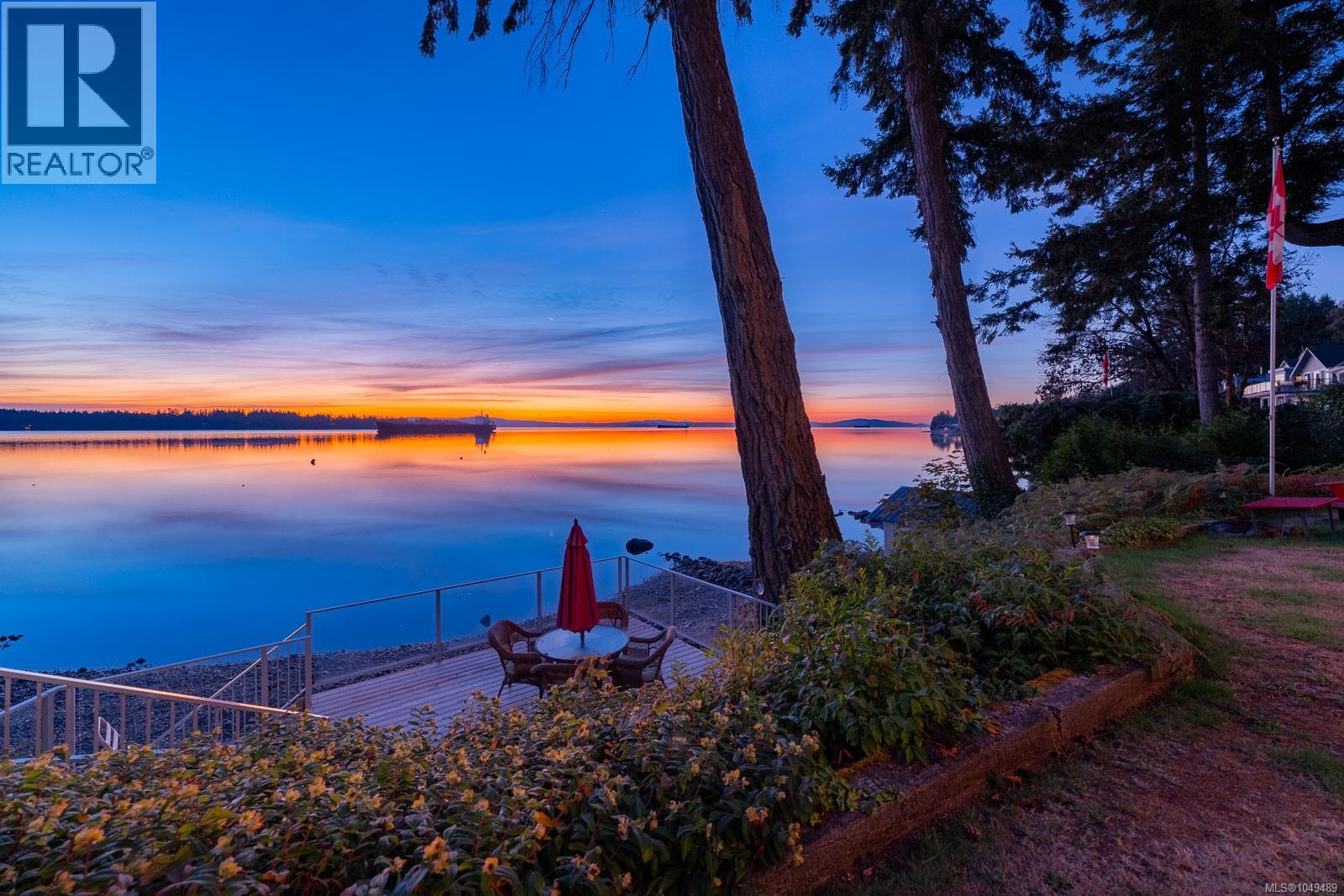 319 Chemainus Rd, Ladysmith