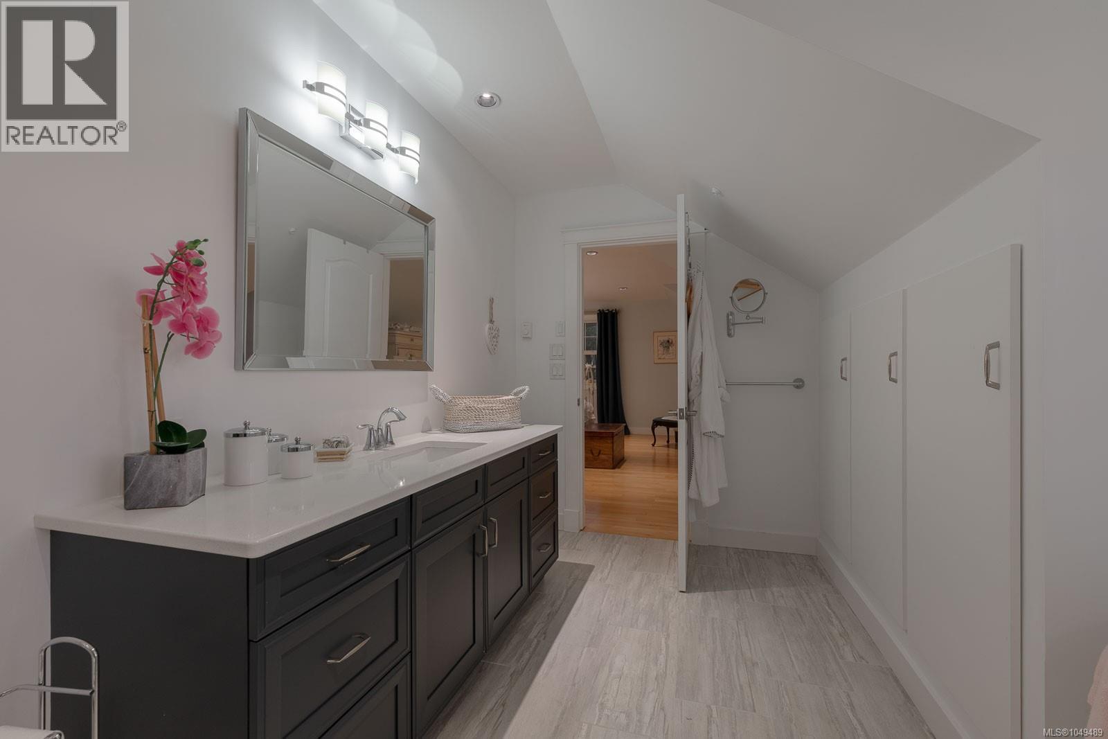 319 Chemainus Rd - 91