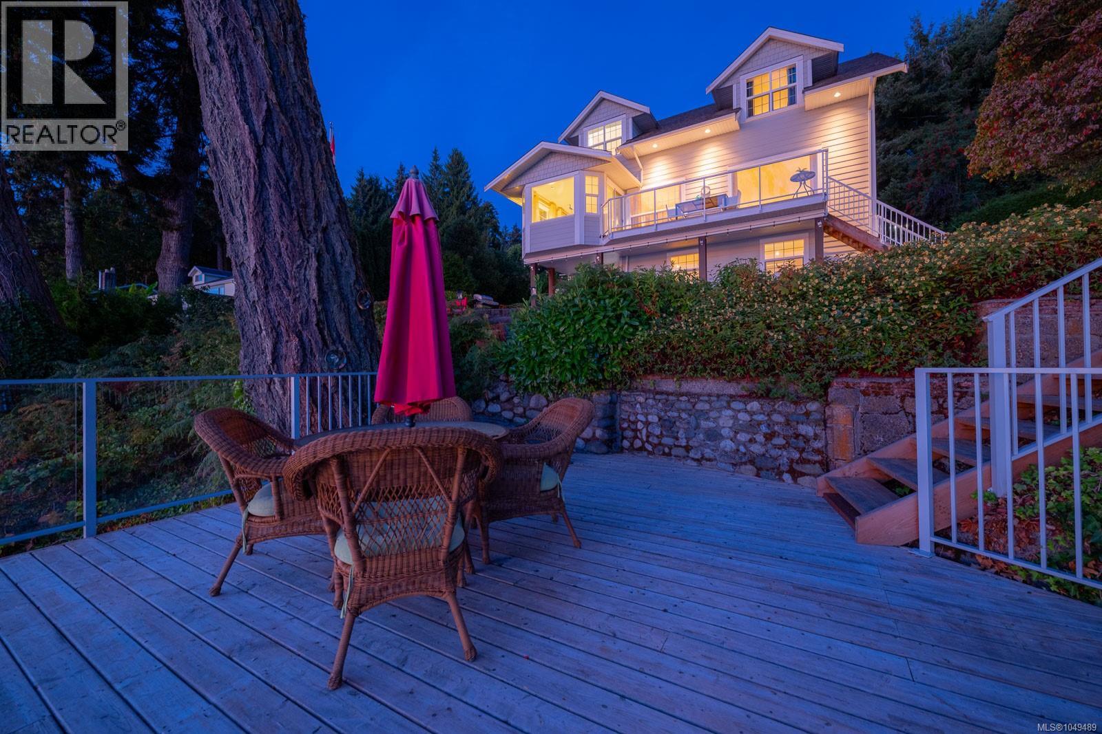 319 Chemainus Rd, Ladysmith