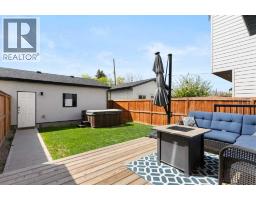 2507 17 Street Nw, Calgary, AB T2M3S3 Photo 44