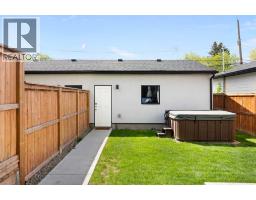 2507 17 Street Nw, Calgary, AB T2M3S3 Photo 46