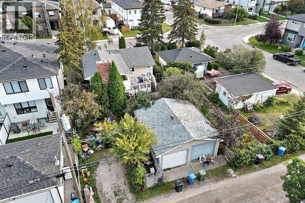 8344 47 Avenue NW - 5