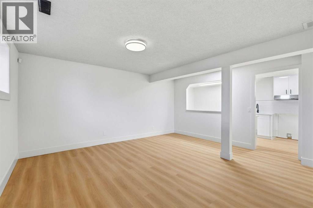 724 55 Street SE - 36