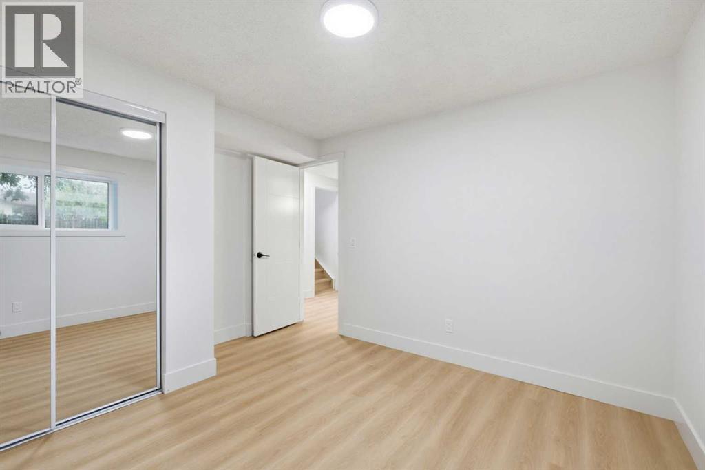 724 55 Street SE - 35