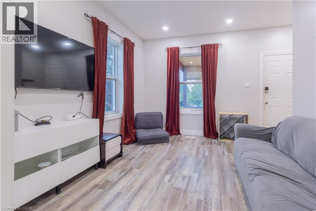 157 DAWSON Street - 8
