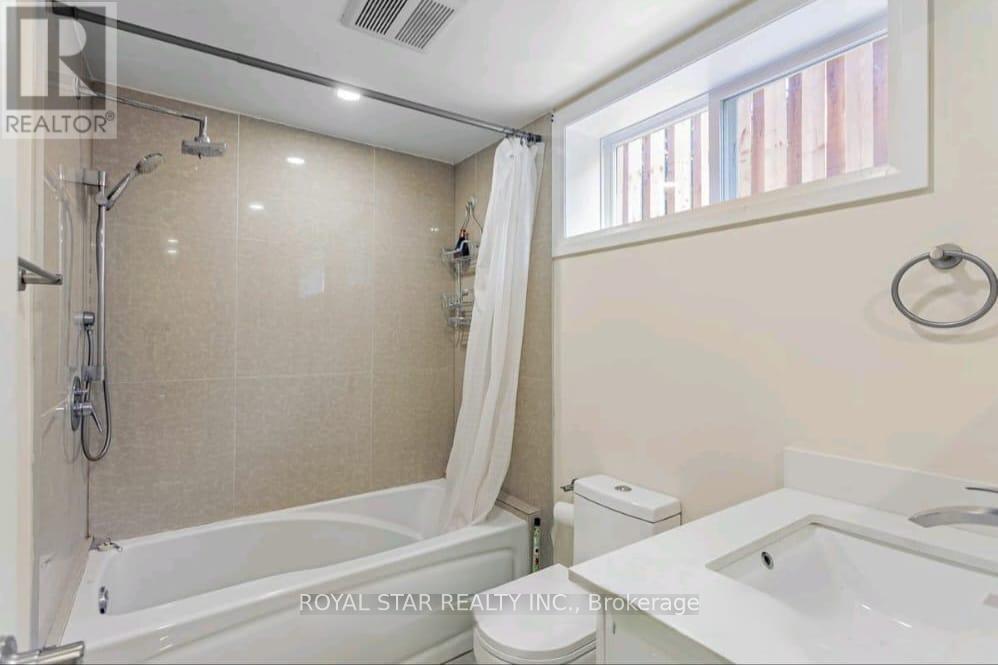 29 WESTWOOD LANE - 17