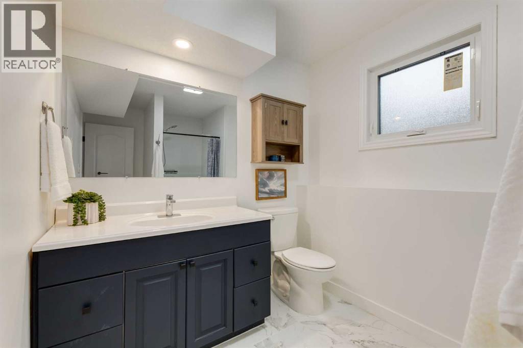 27 Midlake Place SE - Image 33