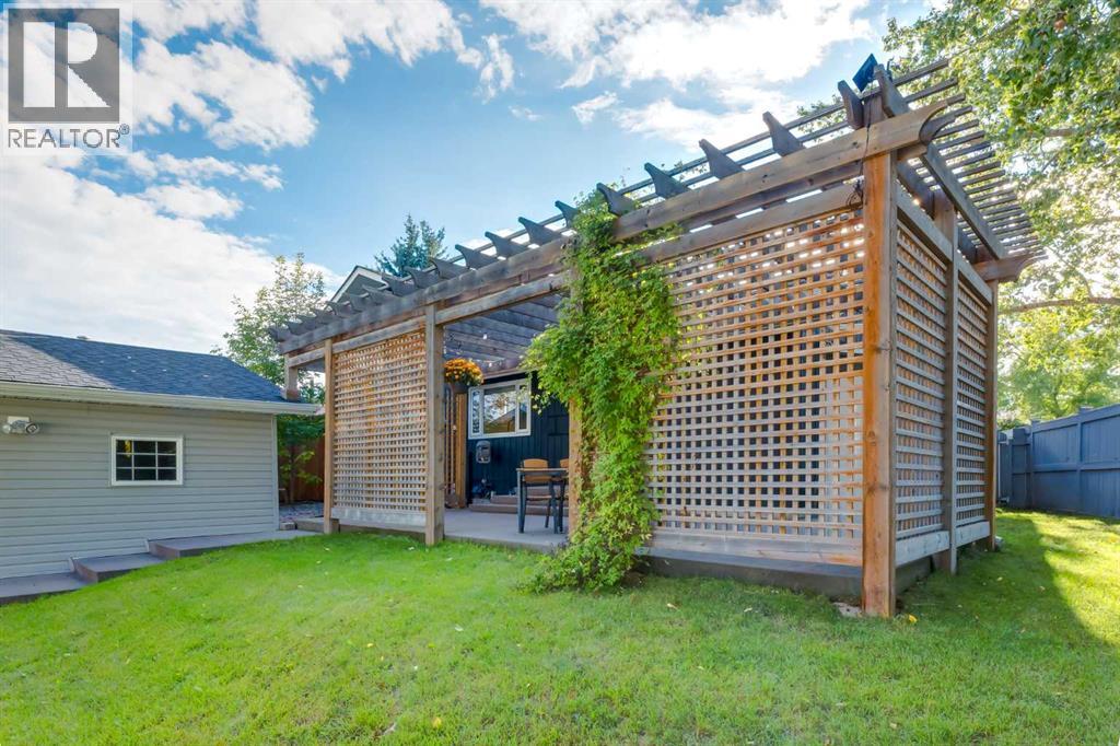 27 Midlake Place SE - Image 42