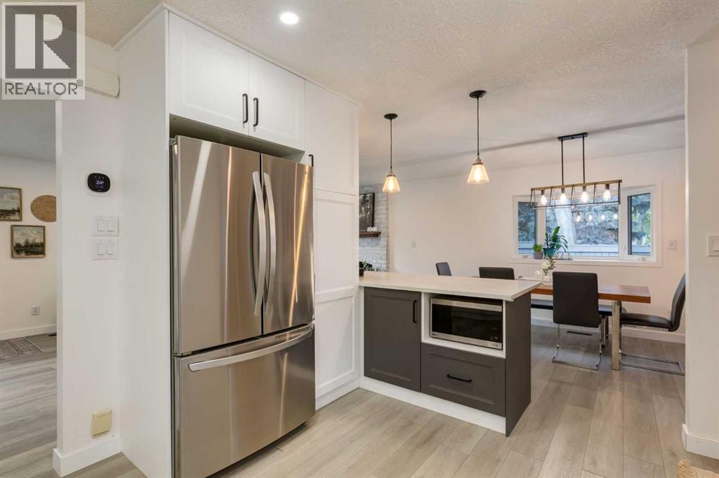 27 Midlake Place SE - Image 16