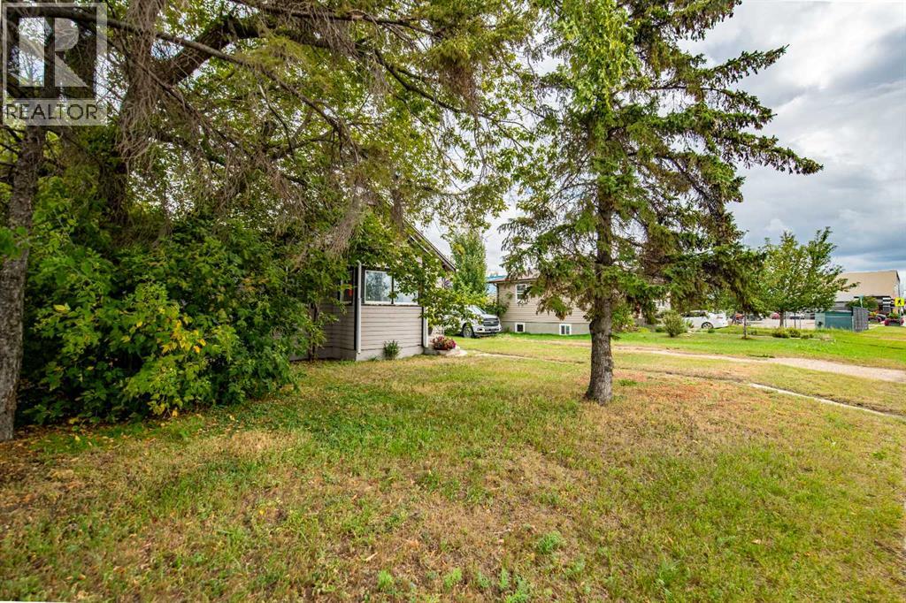 Listing photo – 5107 Broadway Avenue, Blackfalds