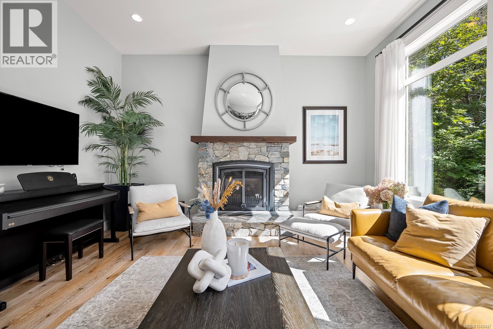 2377/2379 Barbara Rd - 45