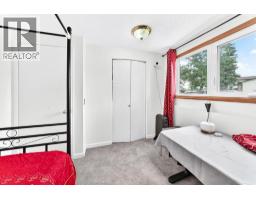 983 Rundlecairn Way NE - photo 23