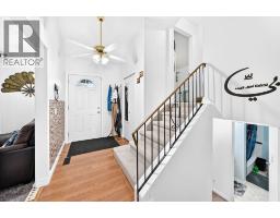983 Rundlecairn Way NE - photo 2