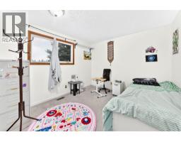983 Rundlecairn Way NE - photo 16