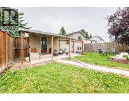 983 Rundlecairn Way NE - photo 34