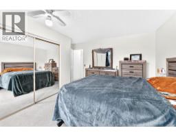 983 Rundlecairn Way NE - photo 14
