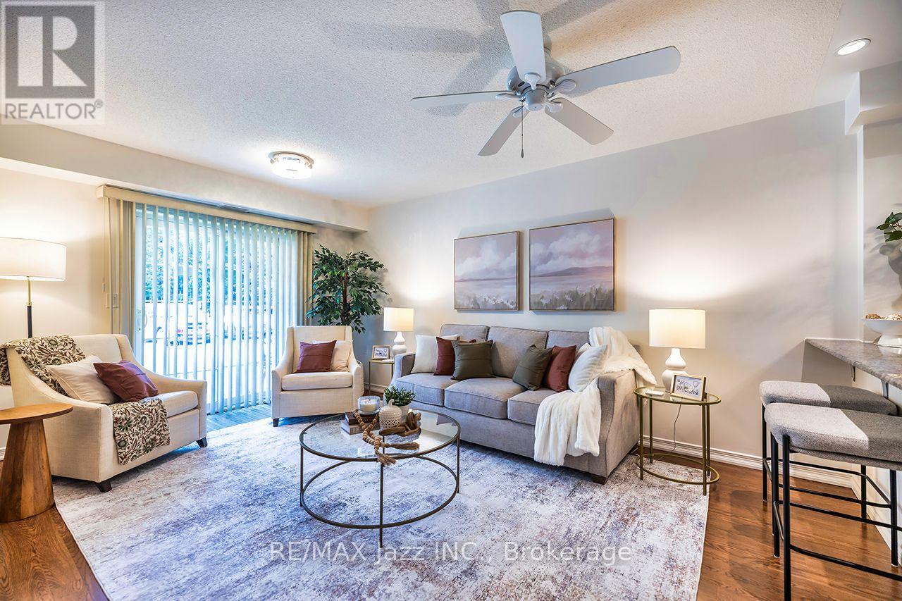 102 - 61 CLARINGTON BOULEVARD, Clarington (Bowmanville) — photo 4