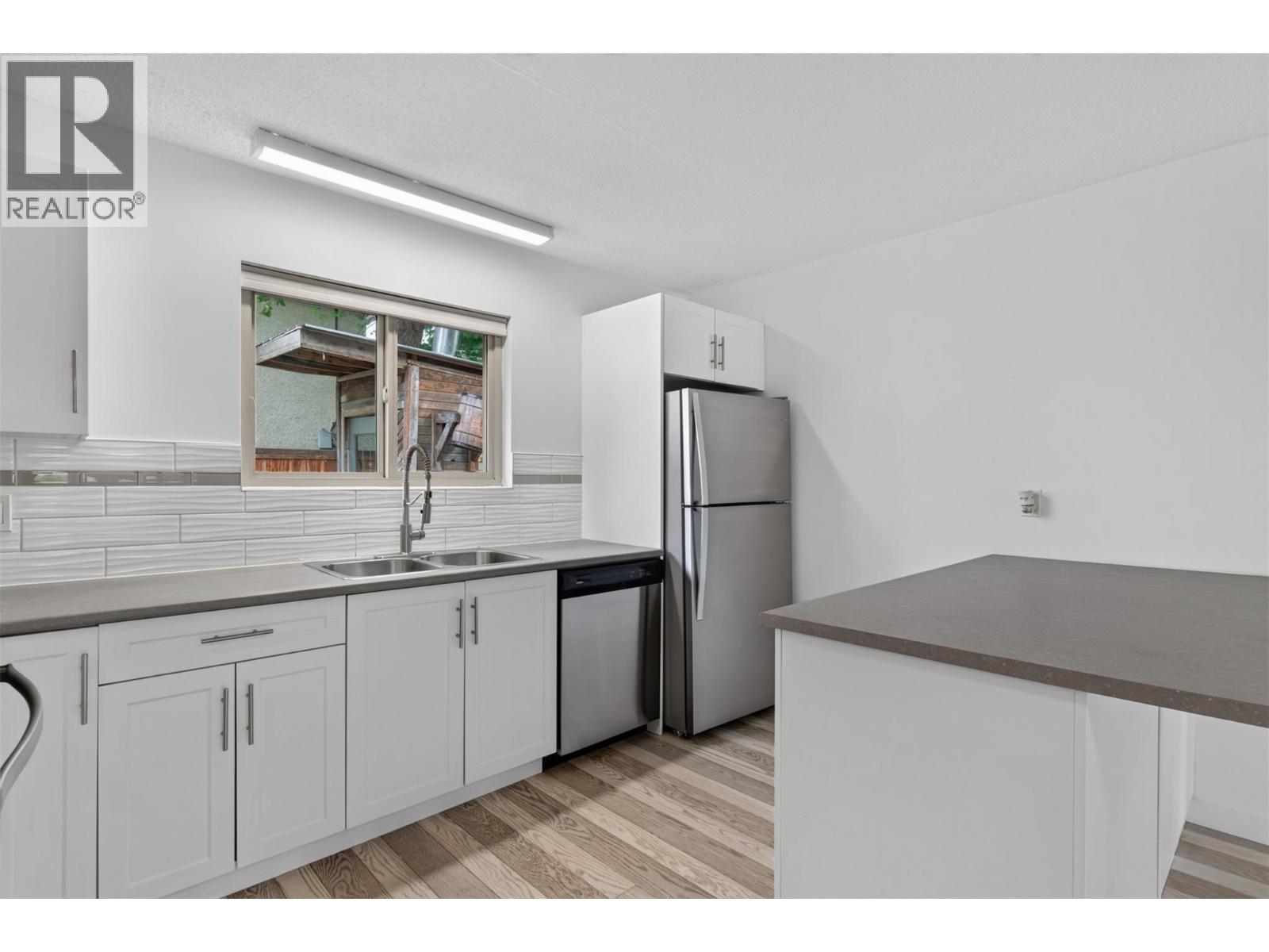 731/741 Kingsway, Kelowna