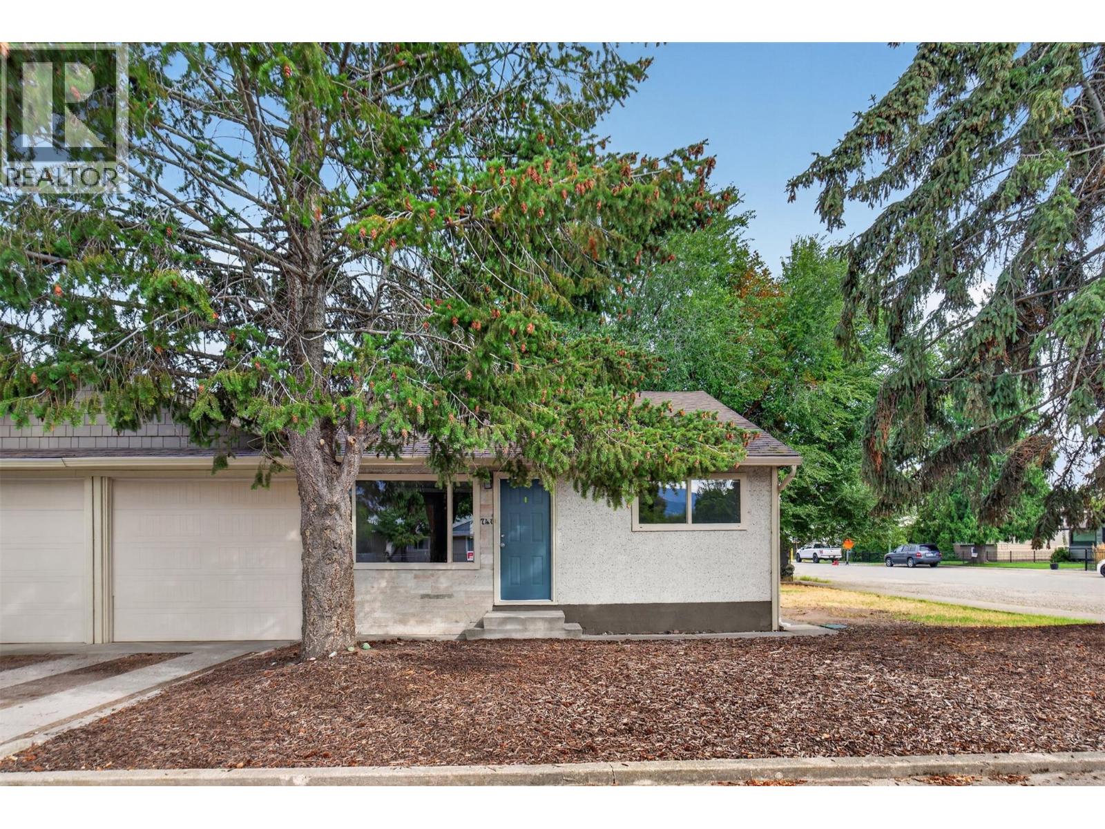 731/741 Kingsway, Kelowna