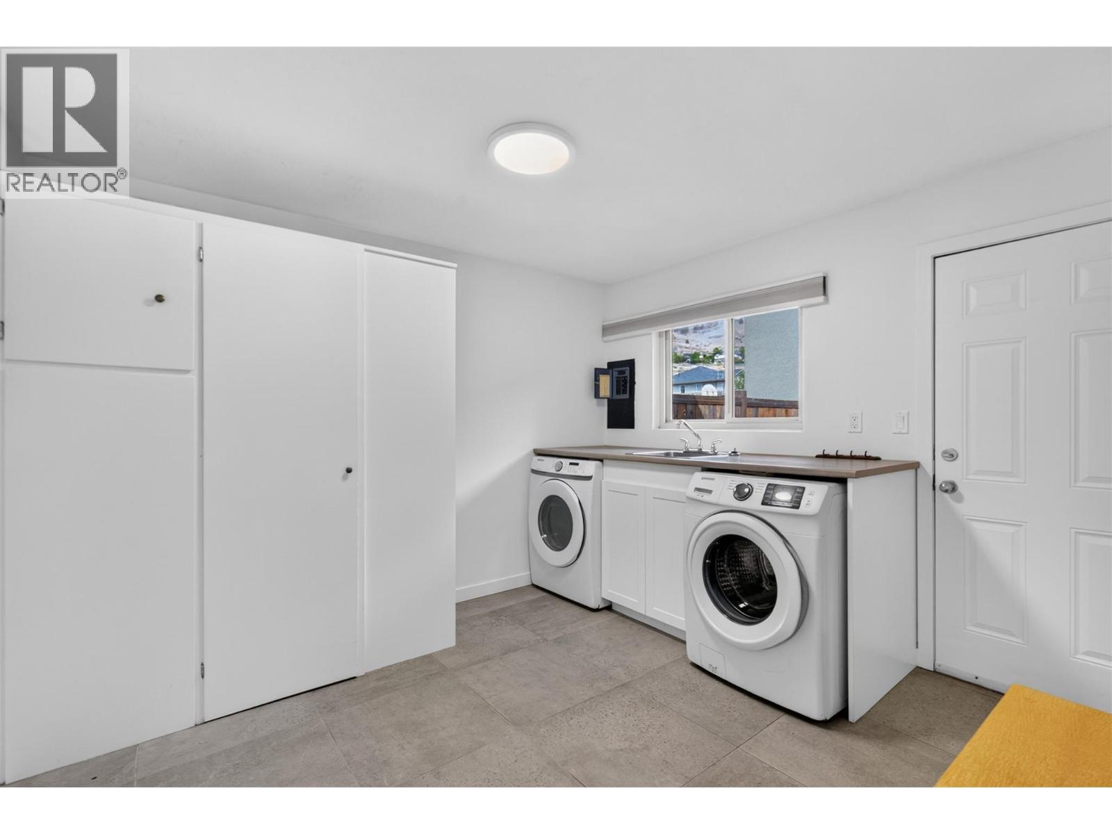 731/741 Kingsway, Kelowna