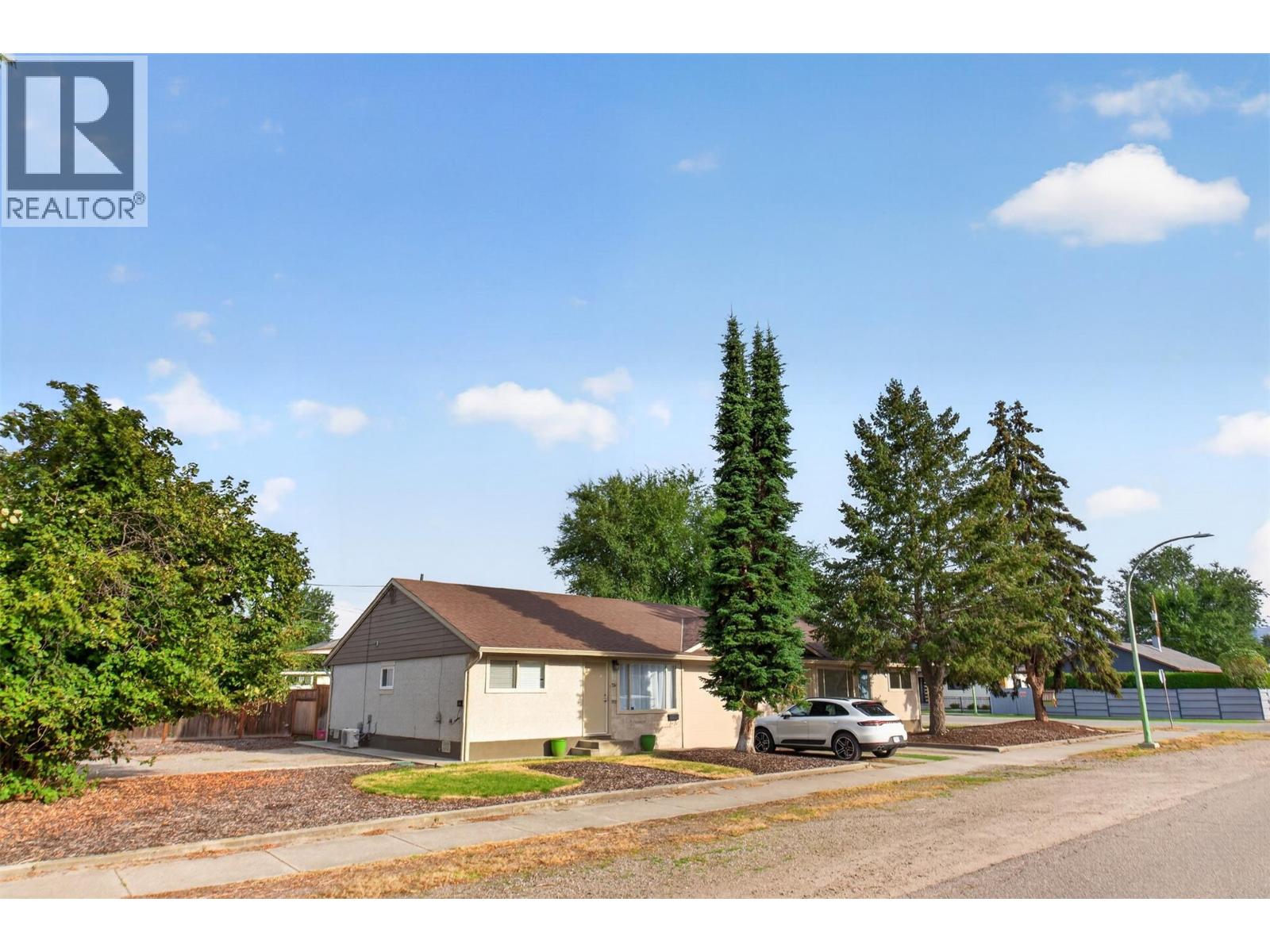 731/741 Kingsway, Kelowna