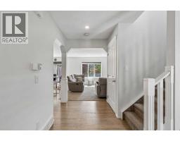 60 Cranfield Park SE - photo 4