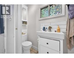 614 23 Avenue SW - photo 18