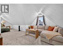 614 23 Avenue SW - photo 34