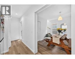 614 23 Avenue SW - photo 29