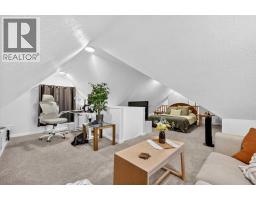 614 23 Avenue SW - photo 35