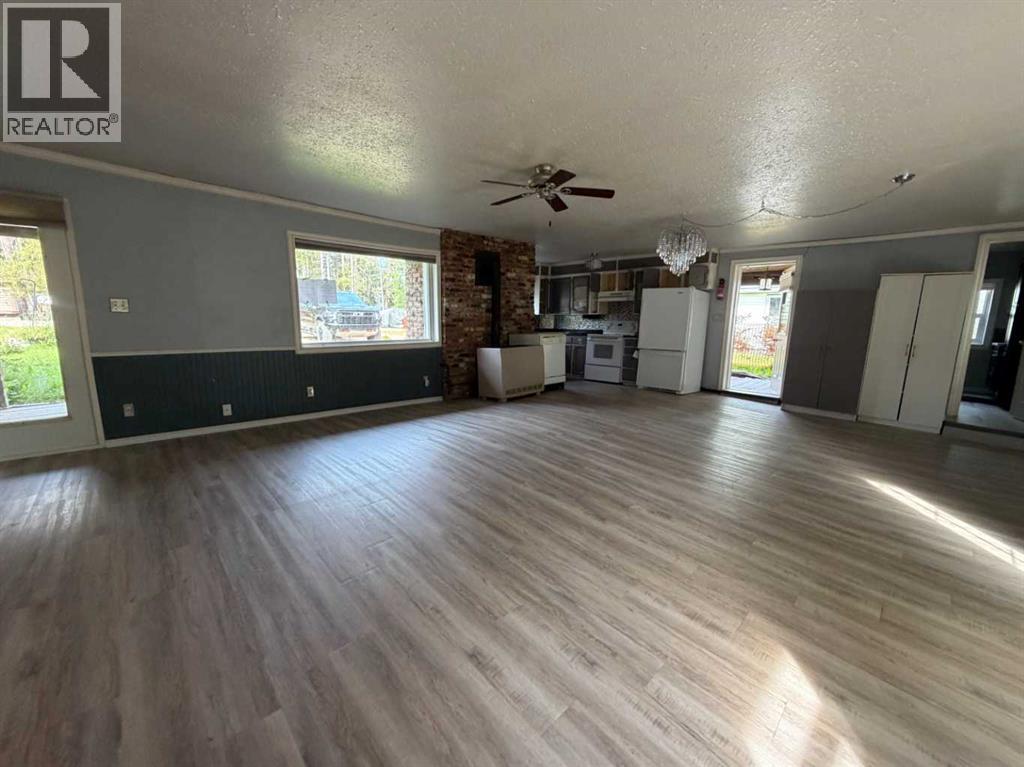 129, 15538 Old Trail - 13