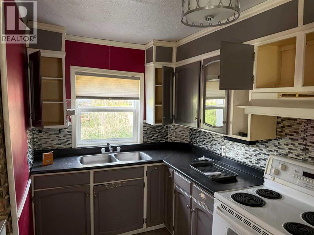 129, 15538 Old Trail - 9