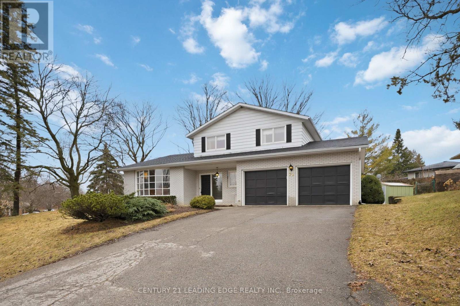 72 BEAVER RIDGE DRIVE - 2