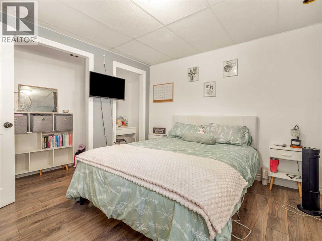 452 Pineridge Way - Image 33