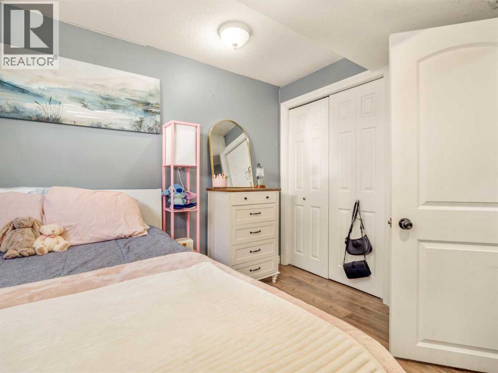 452 Pineridge Way - Image 35