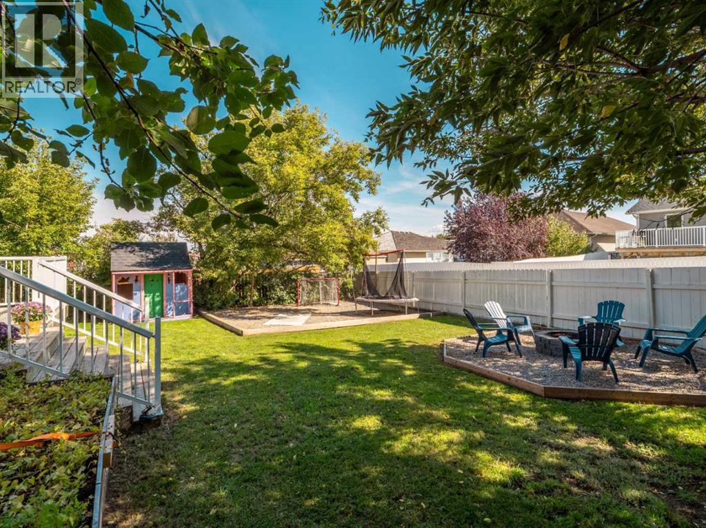 452 Pineridge Way - 43